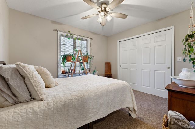 120 Shakers Way, North Vernon, IN 47265