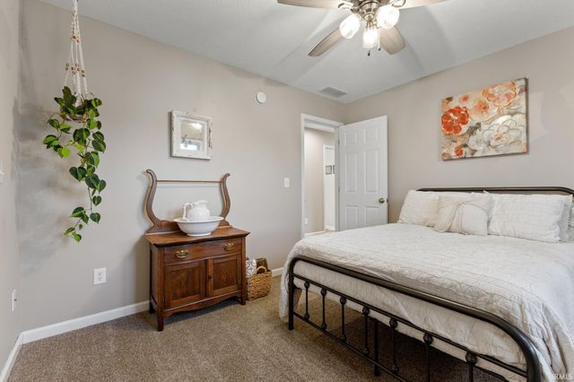 120 Shakers Way, North Vernon, IN 47265