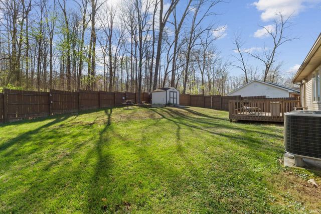 120 Shakers Way, North Vernon, IN 47265