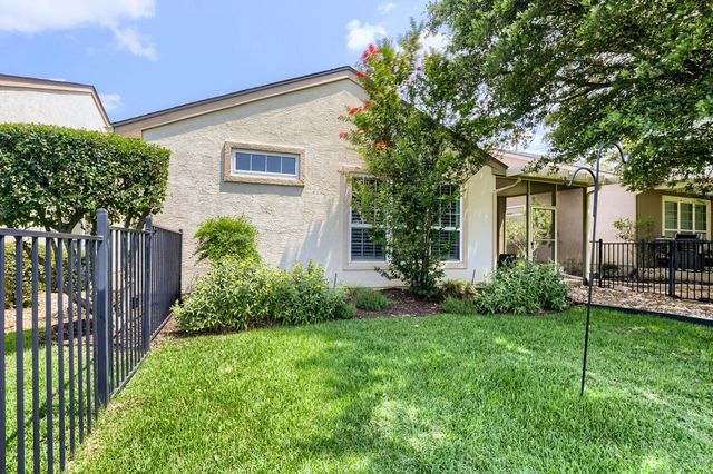 310 Crockett LOOP, Georgetown, TX 78633