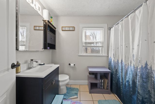 2127 Leonard Avenue, Columbus, OH 43219