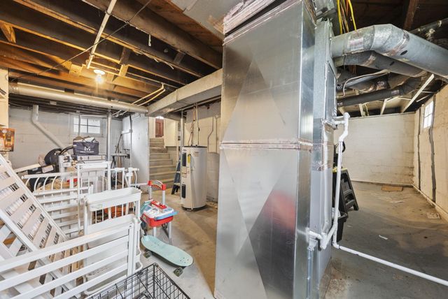 2127 Leonard Avenue, Columbus, OH 43219