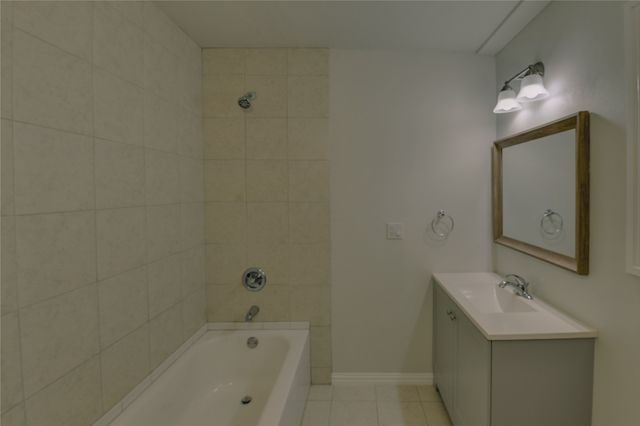 1100 Wade Hampton Street, Benbrook, TX 76126
