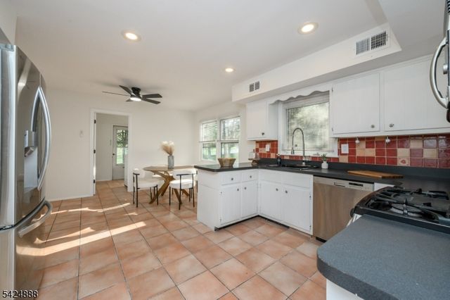 333 River Rd, Branchburg Twp., NJ 08876