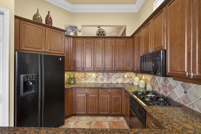 207 Andalusia Drive, Palm Beach Gardens, FL 33418