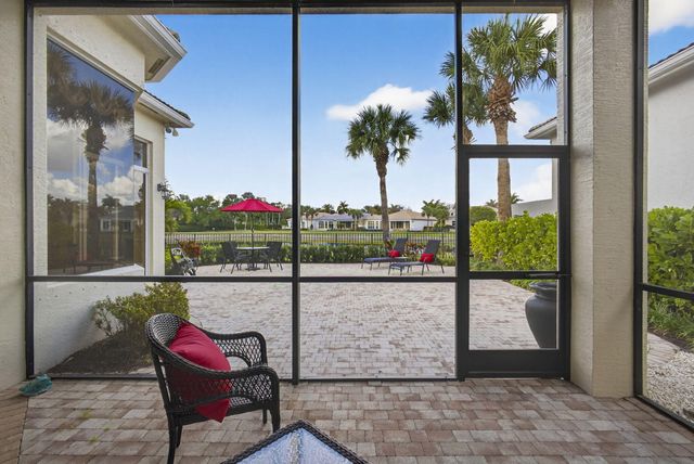 207 Andalusia Drive, Palm Beach Gardens, FL 33418