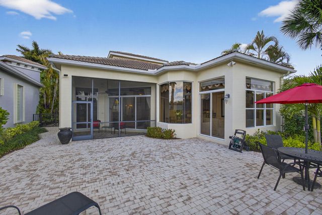 207 Andalusia Drive, Palm Beach Gardens, FL 33418