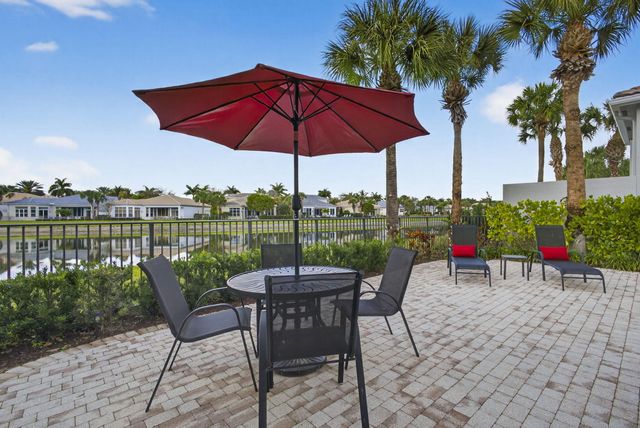 207 Andalusia Drive, Palm Beach Gardens, FL 33418