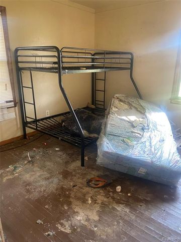 16551 Tacoma, Detroit, MI 48205