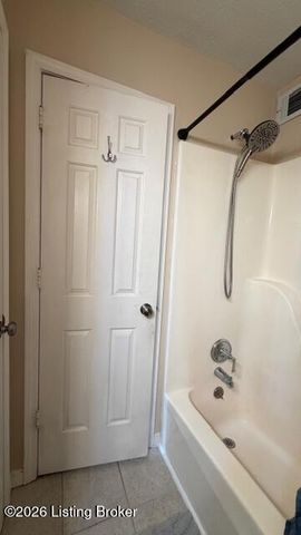 3124 Yorkshire Dr, Bardstown, KY 40004