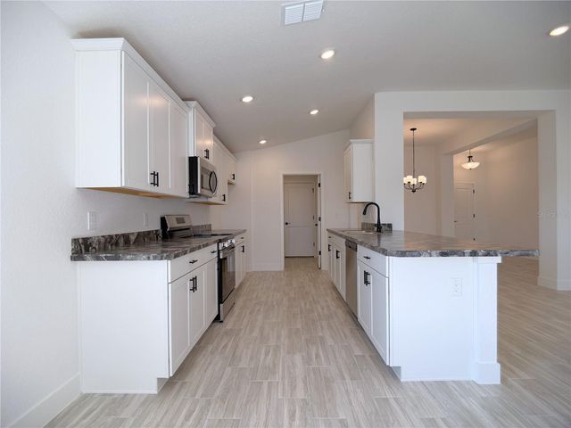 4480 NE 31ST PLACE, Ocala, FL 34470