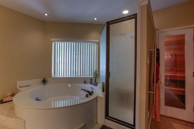 371 County Road 4874, Newark, TX 76071