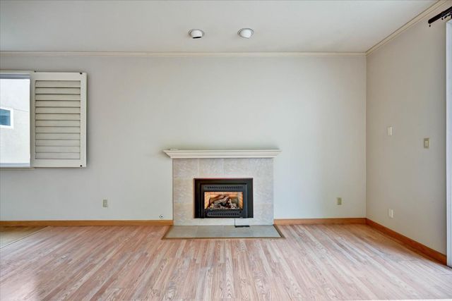 30 Lorton Avenue 303, Burlingame, CA 94010