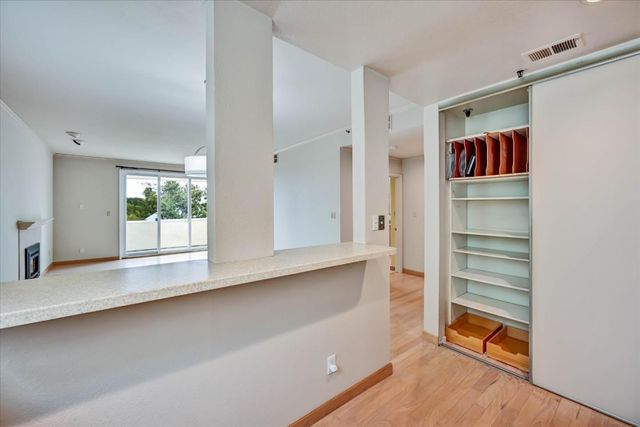 30 Lorton Avenue 303, Burlingame, CA 94010
