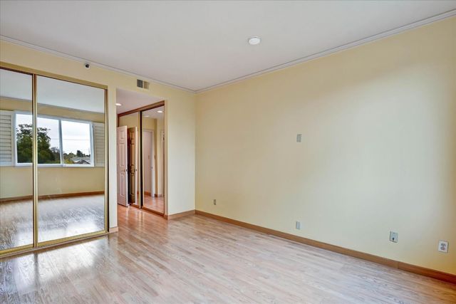 30 Lorton Avenue 303, Burlingame, CA 94010
