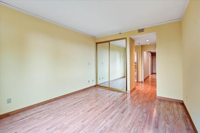 30 Lorton Avenue 303, Burlingame, CA 94010