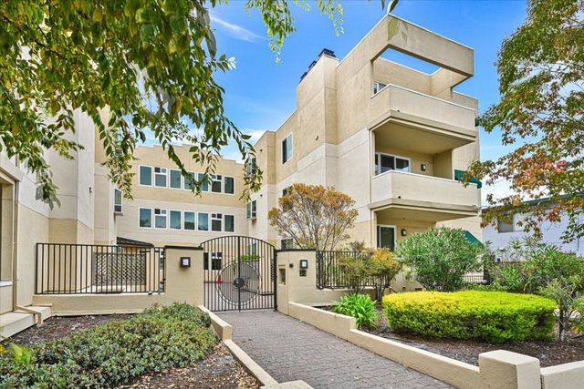 30 Lorton Avenue 303, Burlingame, CA 94010