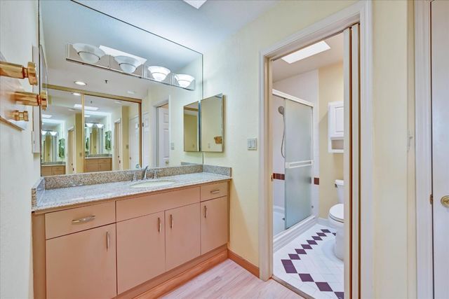 30 Lorton Avenue 303, Burlingame, CA 94010