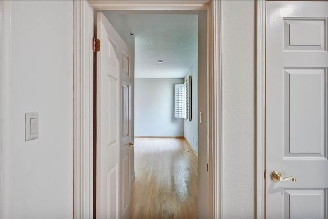 30 Lorton Avenue 303, Burlingame, CA 94010