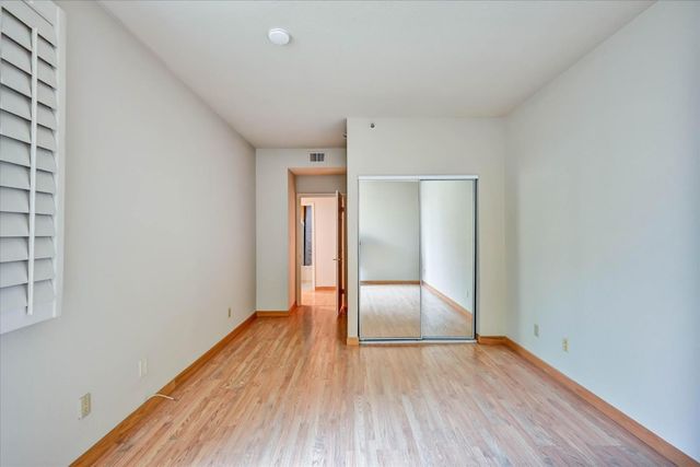 30 Lorton Avenue 303, Burlingame, CA 94010