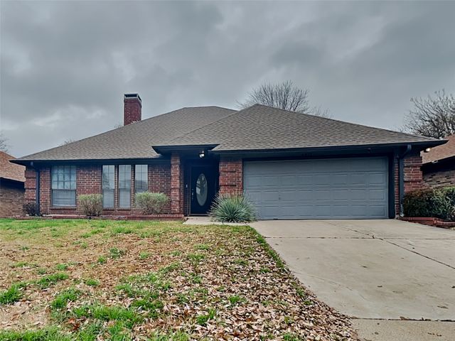 4912 Barberry Drive, Fort Worth, TX 76133