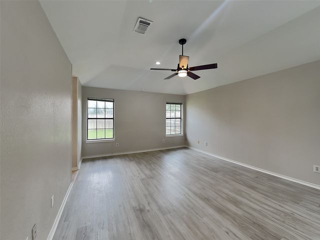 4912 Barberry Drive, Fort Worth, TX 76133