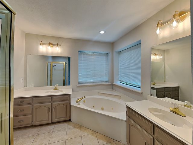 4912 Barberry Drive, Fort Worth, TX 76133