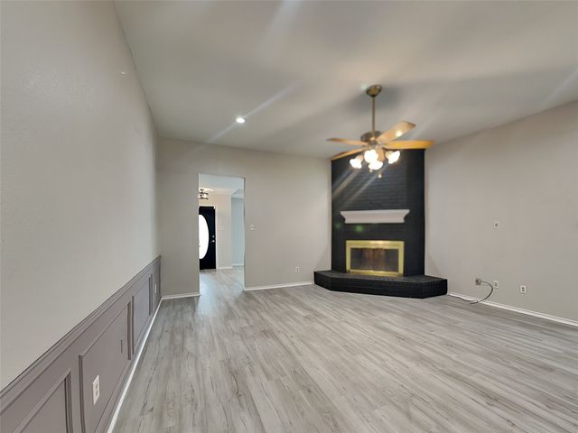 4912 Barberry Drive, Fort Worth, TX 76133