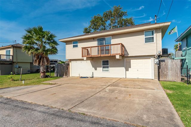 442 Pompano Street, Bayou Vista, TX 77563