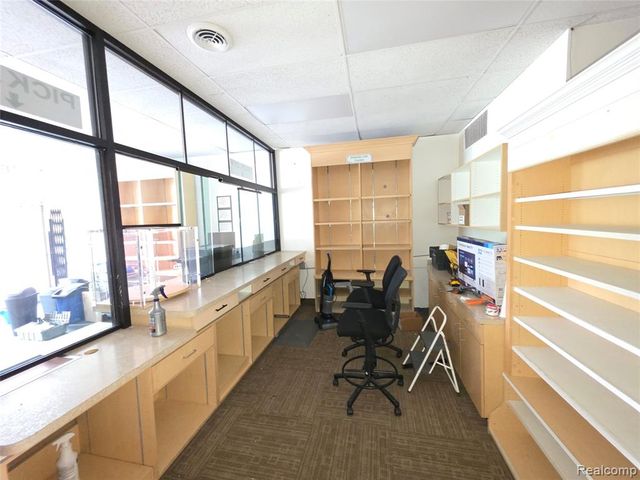 1308 N Telegraph Road, Dearborn, MI 48128