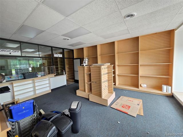 1308 N Telegraph Road, Dearborn, MI 48128
