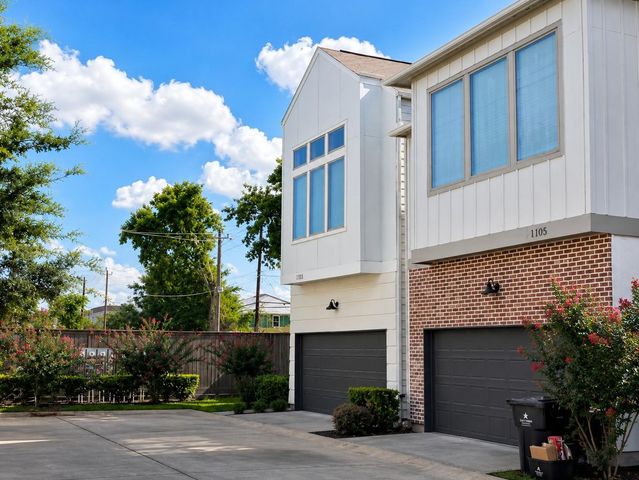 1103 Olivier Lane, Houston, TX 77055