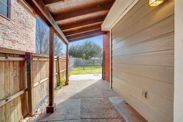 10302 Fairway Vista Drive, Rowlett, TX 75089