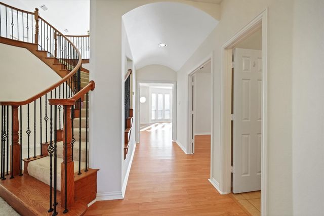 10302 Fairway Vista Drive, Rowlett, TX 75089