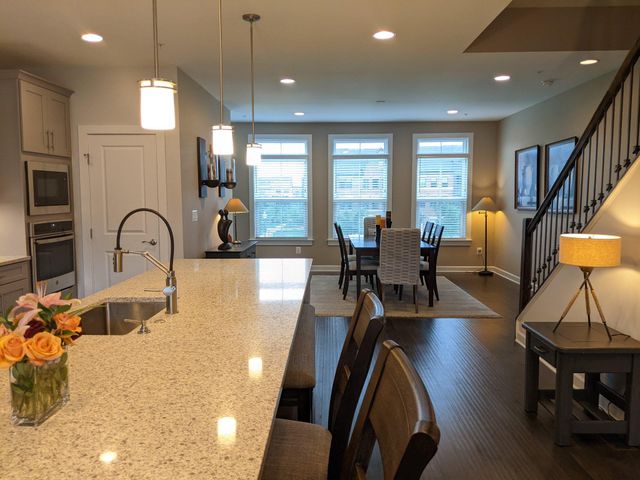43349 STADIUM TER, Ashburn, VA 20148