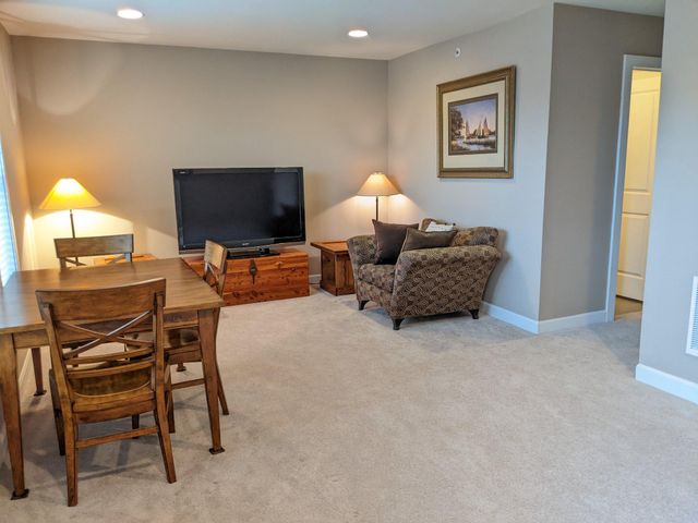 43349 STADIUM TER, Ashburn, VA 20148