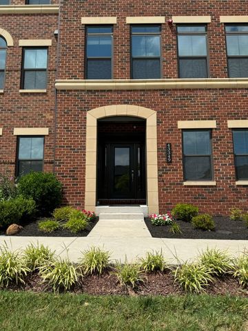 43349 STADIUM TER, Ashburn, VA 20148
