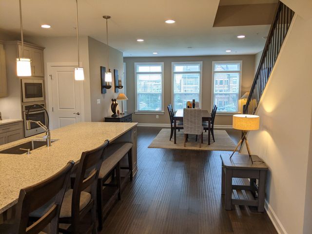 43349 STADIUM TER, Ashburn, VA 20148