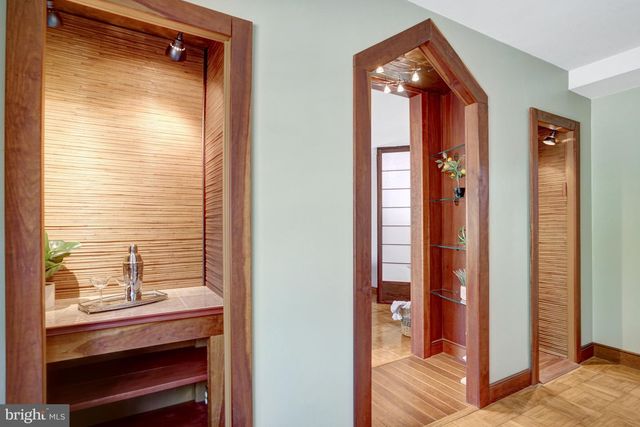 1647 PRESTON RD, Alexandria, VA 22302