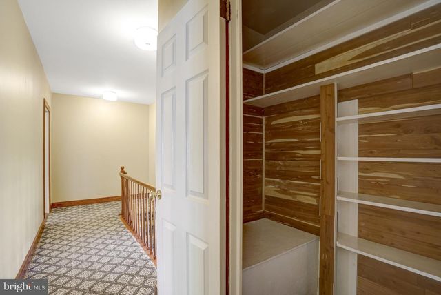 1647 PRESTON RD, Alexandria, VA 22302