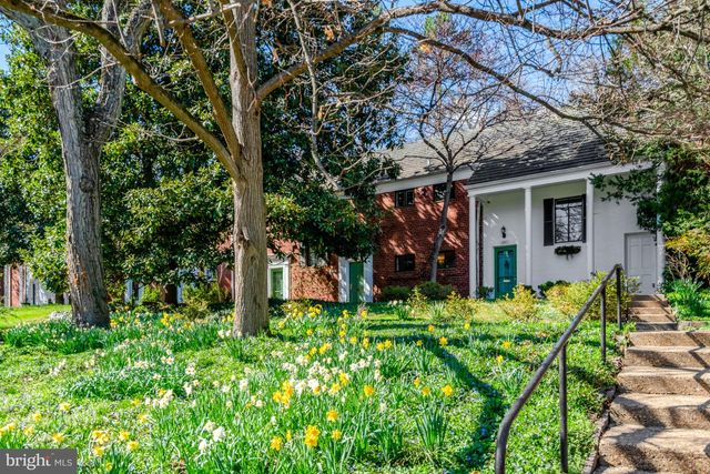 1647 PRESTON RD, Alexandria, VA 22302