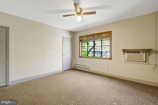 1647 PRESTON RD, Alexandria, VA 22302