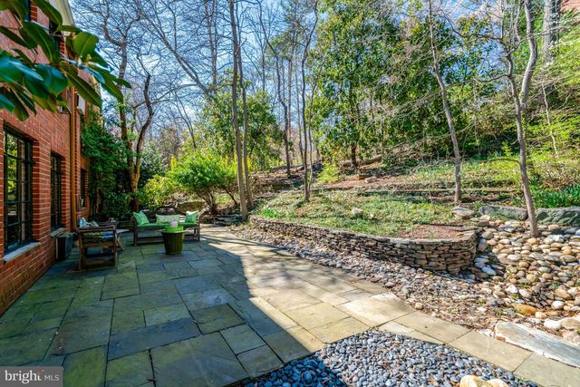 1647 PRESTON RD, Alexandria, VA 22302