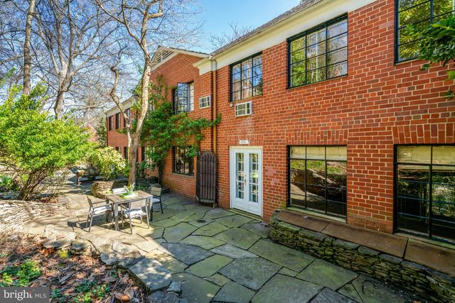 1647 PRESTON RD, Alexandria, VA 22302