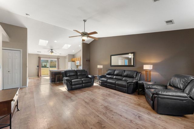 4401 W 73rd Court, Merrillville, IN 46410