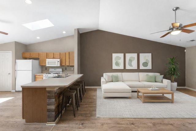 4401 W 73rd Court, Merrillville, IN 46410