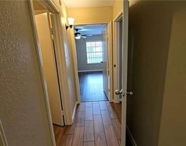 7400 Bellerive Drive 404, Houston, TX 77036