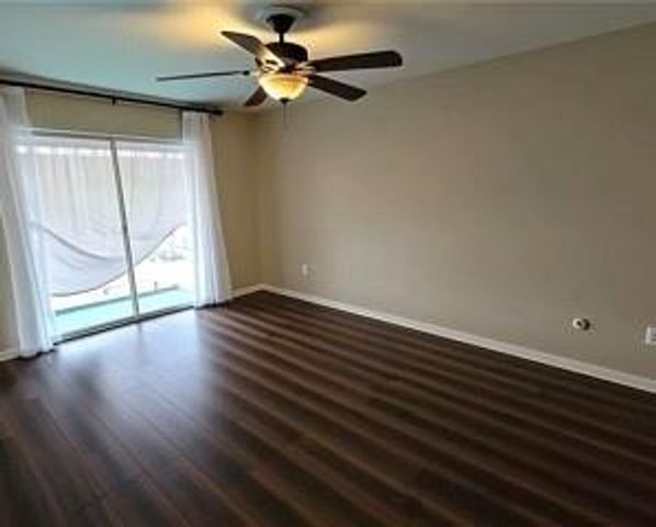 7400 Bellerive Drive 404, Houston, TX 77036