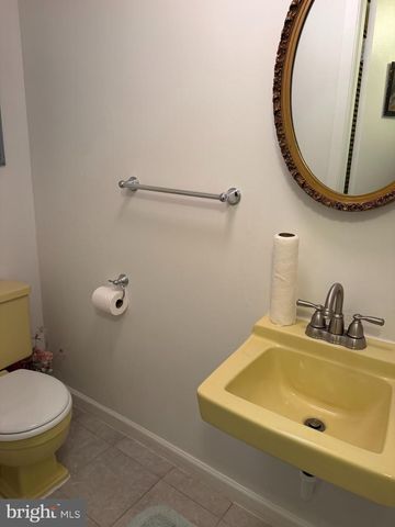21 RIDGEVIEW PL, Willingboro, NJ 08046