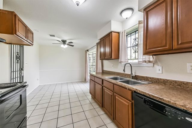 722 Stonyridge Street, Channelview, TX 77530